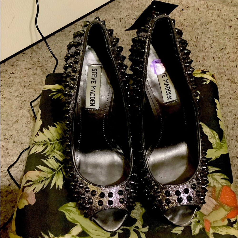 Steve Madden studded shoes
